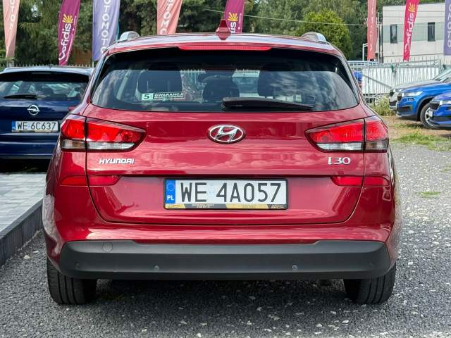 Hyundai i30 III facelifting 2 2021 — zdjęcie 8