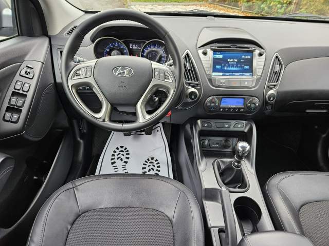Hyundai ix35 I facelifting 2015 — zdjęcie 9