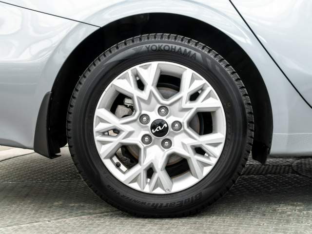 Kia Ceed III facelifting 2024 — zdjęcie 12