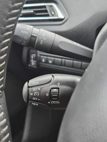 Peugeot 308 II 2014 — zdjęcie 26