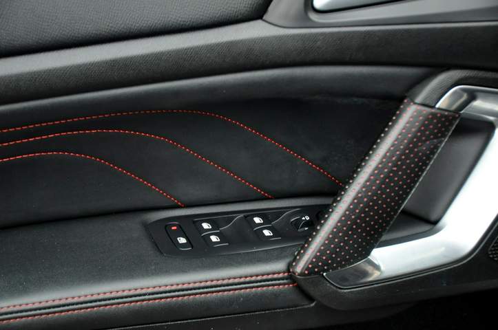 Peugeot 308 II facelifting 2018 — zdjęcie 37