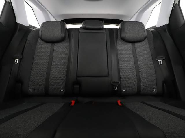 Peugeot 3008 II 2017 — zdjęcie 18