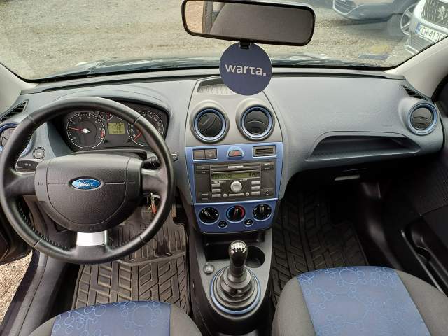 Ford Fiesta Mk6 2008 — zdjęcie 22