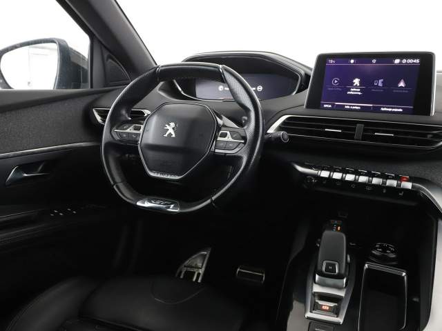 Peugeot 5008 II 2018 — zdjęcie 16