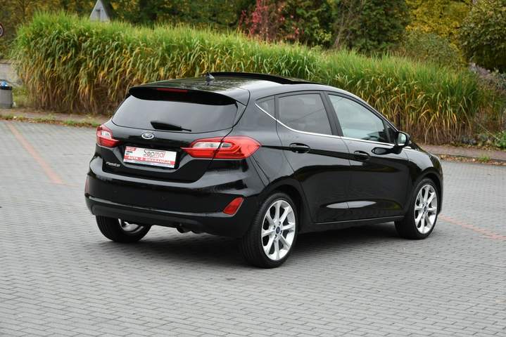 Ford Fiesta Mk6 facelifting 2017 — zdjęcie 24