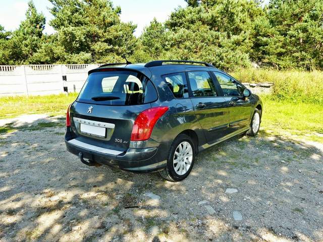 Peugeot 308 I 2010 — zdjęcie 9