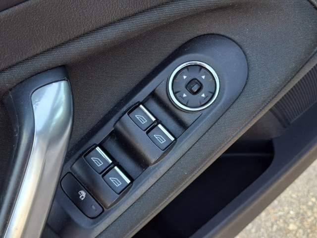 Ford Mondeo IV facelifting 2011 — zdjęcie 16