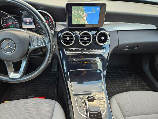 Mercedes-Benz C-Klasa IV (W205) facelifting 2018 — zdjęcie 31