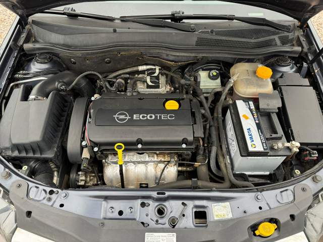 Opel Astra H facelifting 2008 — zdjęcie 10