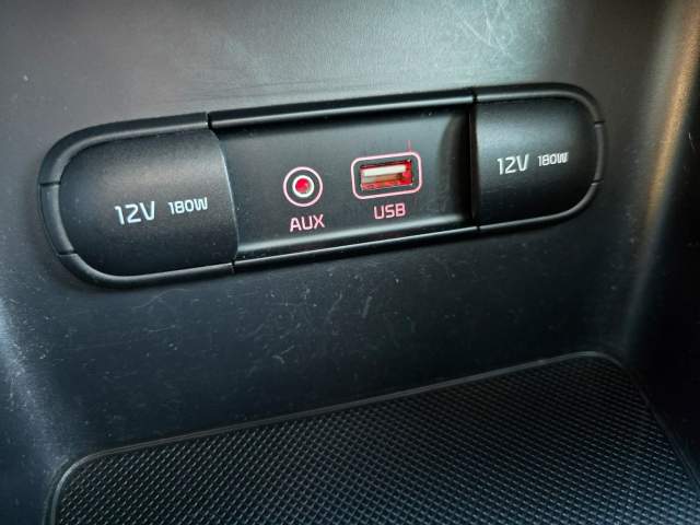 Kia Sportage IV 2016 — zdjęcie 38