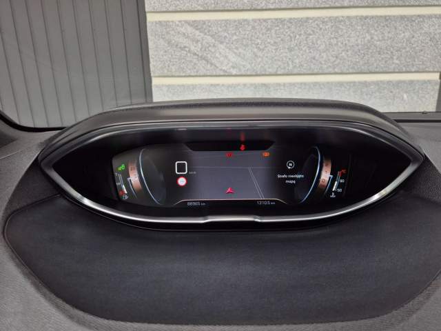 Peugeot 3008 II 2019 — zdjęcie 9