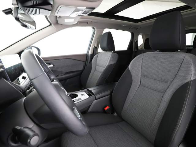 Nissan X-Trail IV 2023 — zdjęcie 13