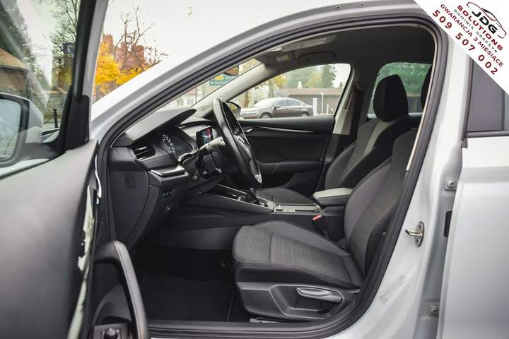 Skoda Octavia III (A7) facelifting 2020 — zdjęcie 12