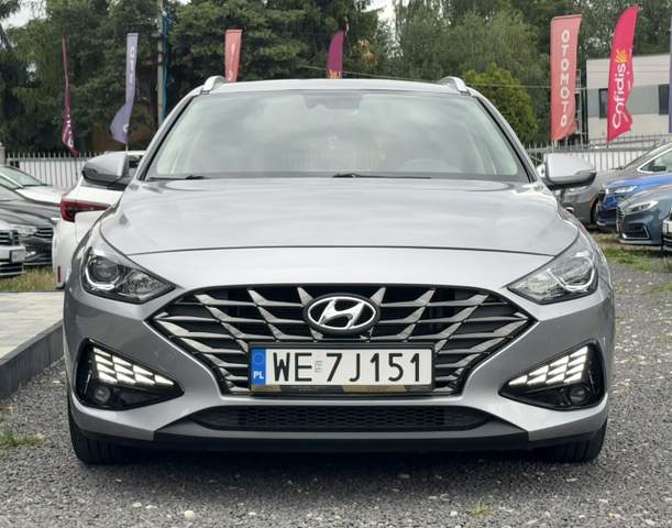 Hyundai i30 III facelifting 2 2022 — zdjęcie 3