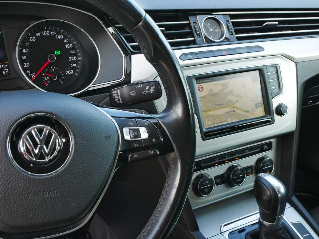 Volkswagen Passat B8 2015 — zdjęcie 23