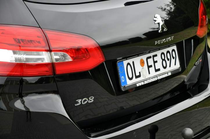 Peugeot 308 II facelifting 2018 — zdjęcie 16