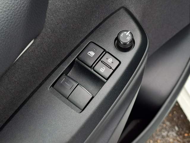 Toyota Yaris IV 2022 — zdjęcie 15