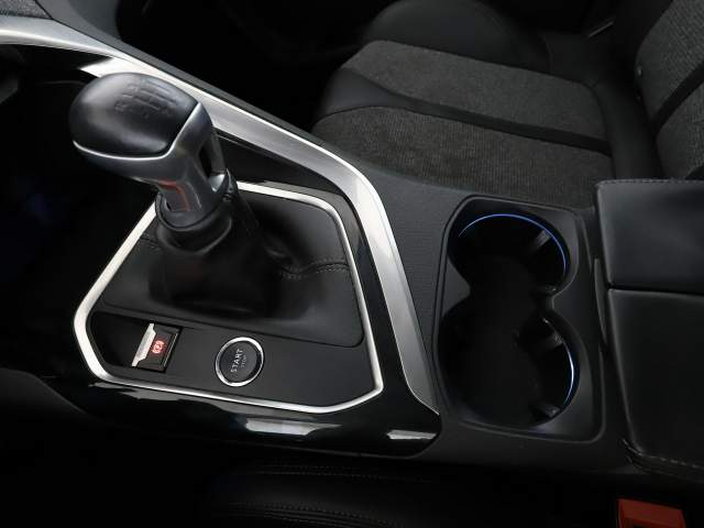 Peugeot 3008 II 2017 — zdjęcie 29