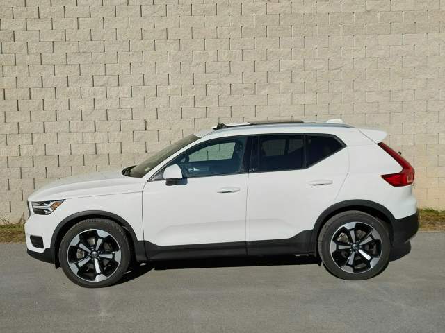 Volvo XC40 I 2019 — zdjęcie 7