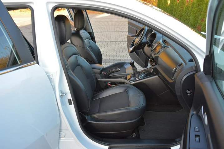 Kia Sportage III 2013 — zdjęcie 14