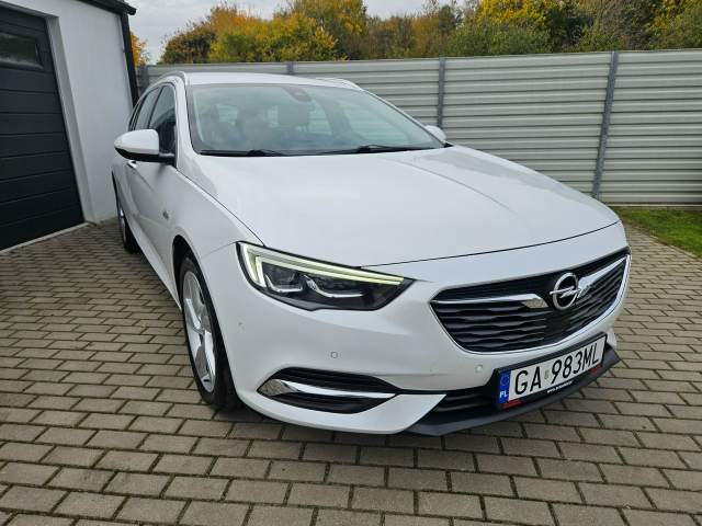 Opel Insignia I facelifting 2017 — zdjęcie 22
