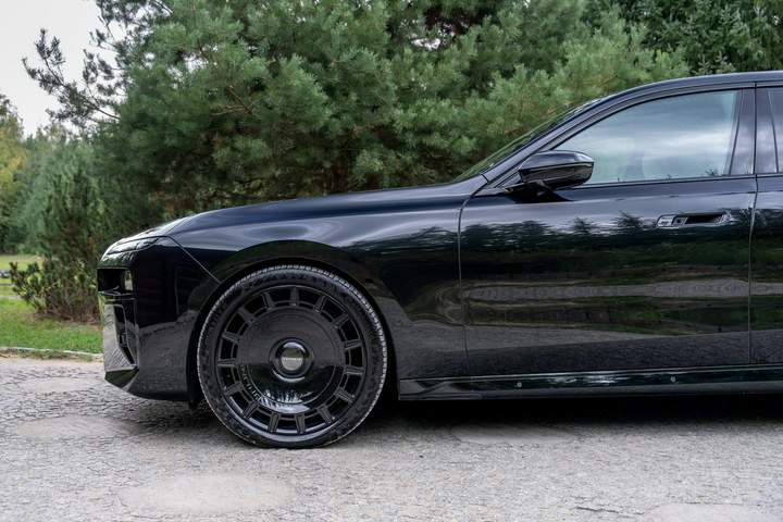 BMW 7 serii VII (G70) 2025 — zdjęcie 8