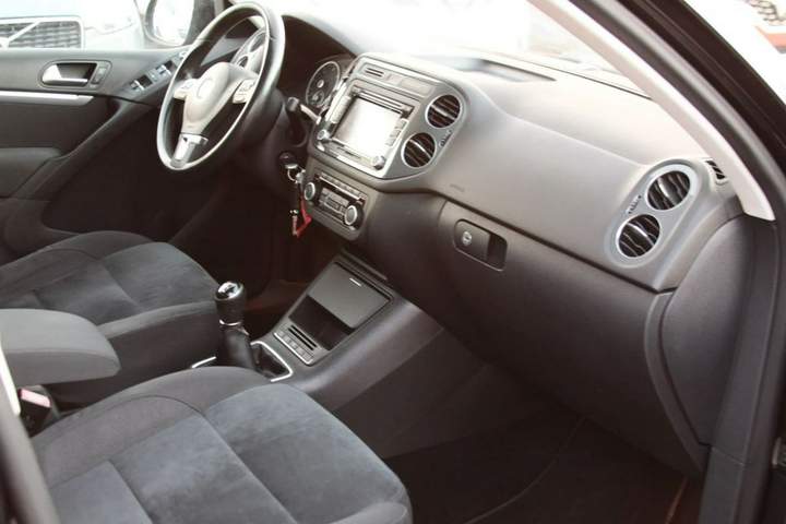 Volkswagen Tiguan I facelifting 2011 — zdjęcie 16