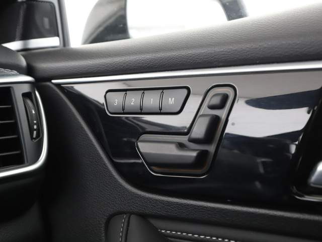 Infiniti Q30 2018 — zdjęcie 35