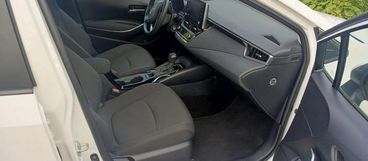 Toyota Corolla XII (E210) facelifting 2022 — zdjęcie 9