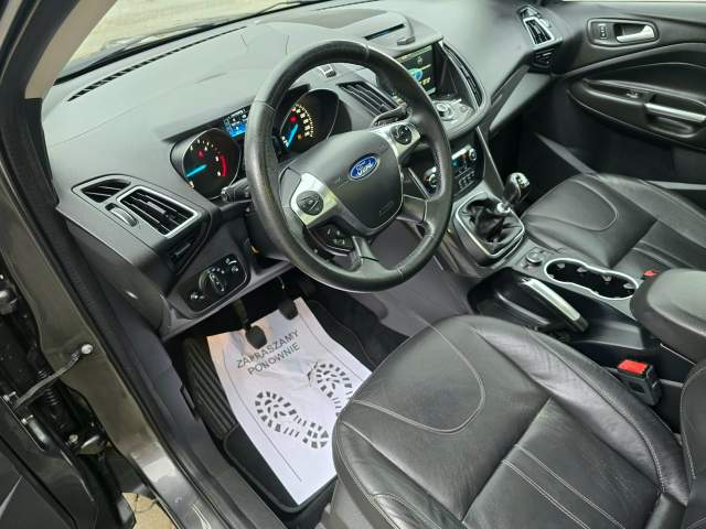 Ford Kuga II facelifting 2016 — zdjęcie 30