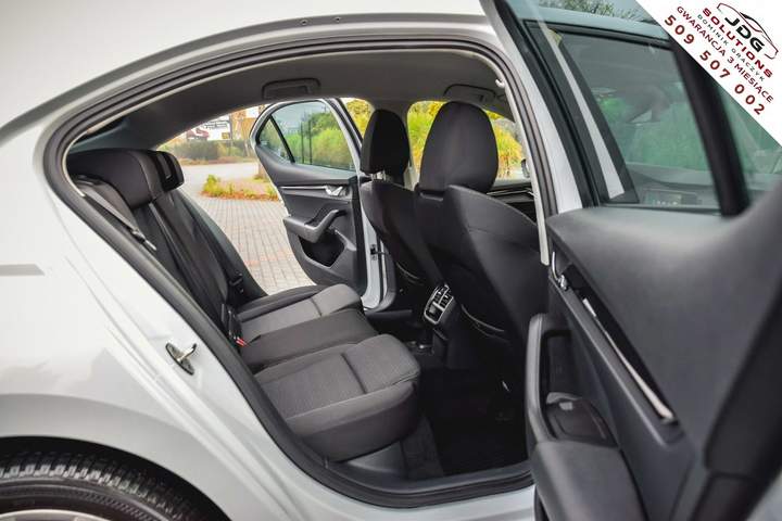 Skoda Octavia III (A7) facelifting 2020 — zdjęcie 30
