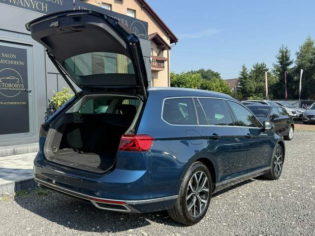 Volkswagen Passat B8 facelifting 2022 — zdjęcie 32