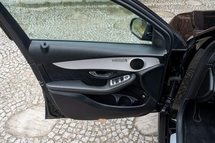 Mercedes-Benz GLC I (X253) facelifting 2020 — zdjęcie 27