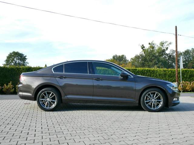 Volkswagen Passat B8 2015 — zdjęcie 15