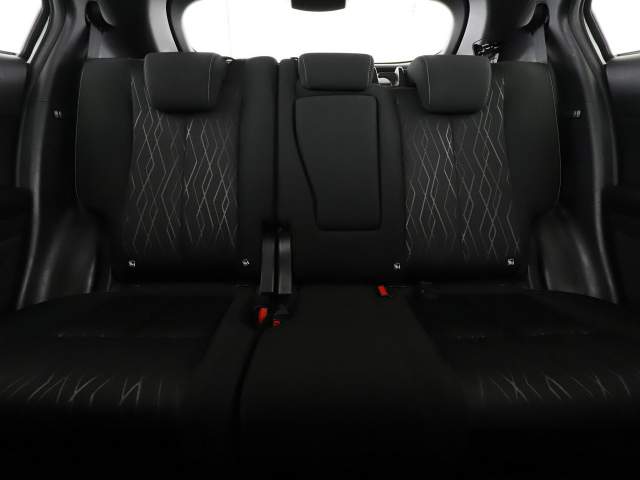 Mitsubishi Eclipse Cross I 2018 — zdjęcie 18