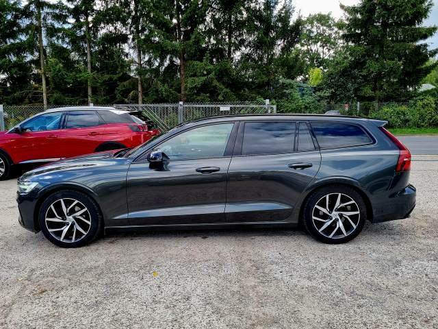 Volvo V60 II 2019 — zdjęcie 8