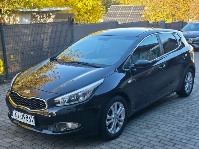 Kia Ceed II 2014 — zdjęcie 1