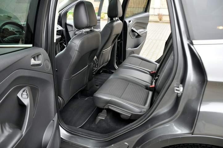 Ford Kuga II facelifting 2017 — zdjęcie 19
