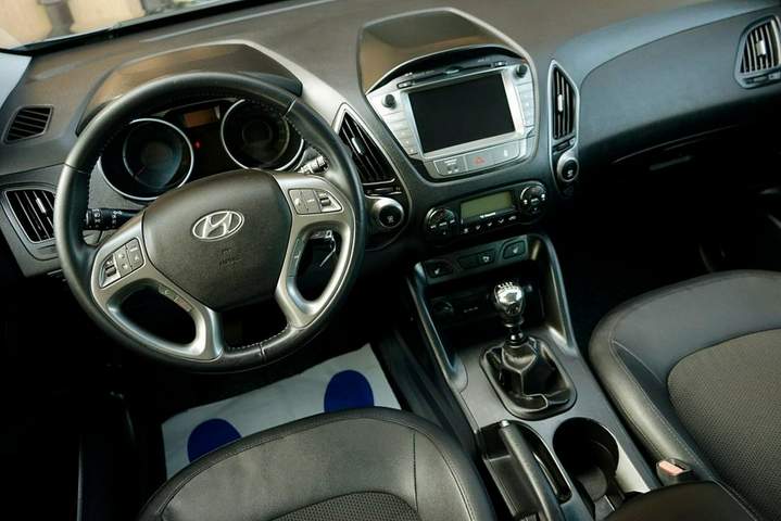 Hyundai ix35 I facelifting 2014 — zdjęcie 28