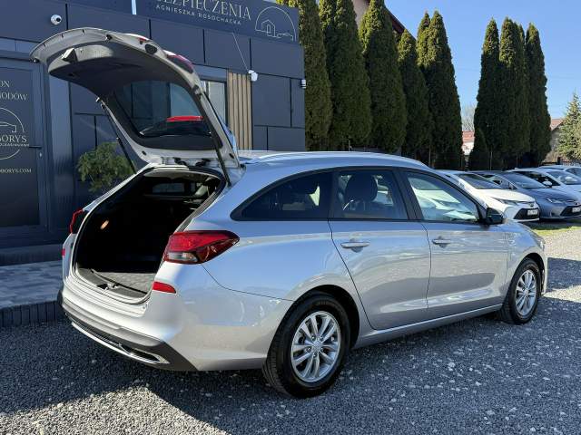 Hyundai i30 III facelifting 2 2022 — zdjęcie 28