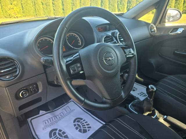 Opel Corsa D facelifting I 2010 — zdjęcie 14