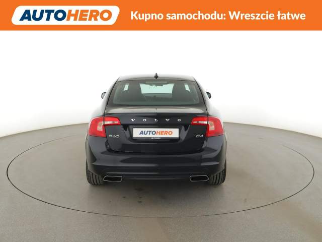 Volvo S60 II facelifting 2015 — zdjęcie 6