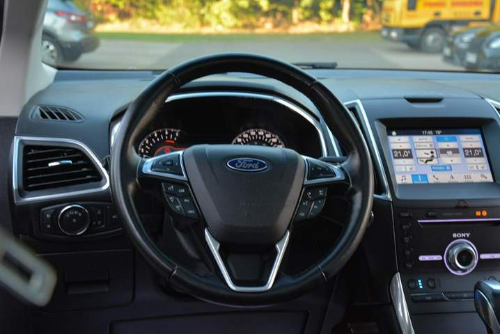 Ford Edge II 2017 — zdjęcie 24