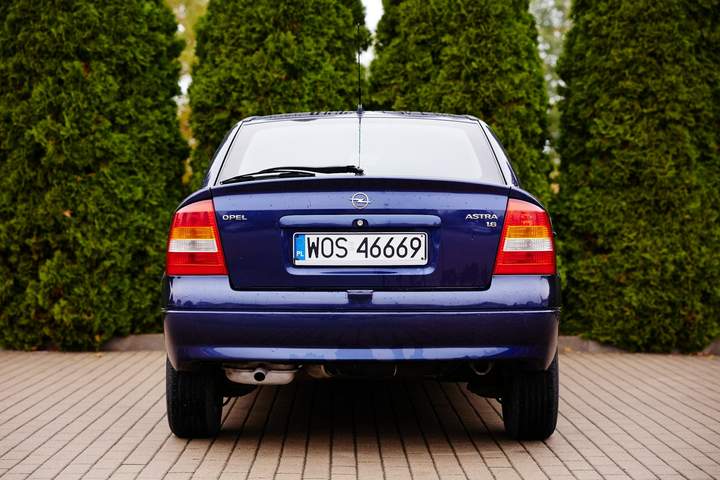 Opel Astra F 1999 — zdjęcie 5