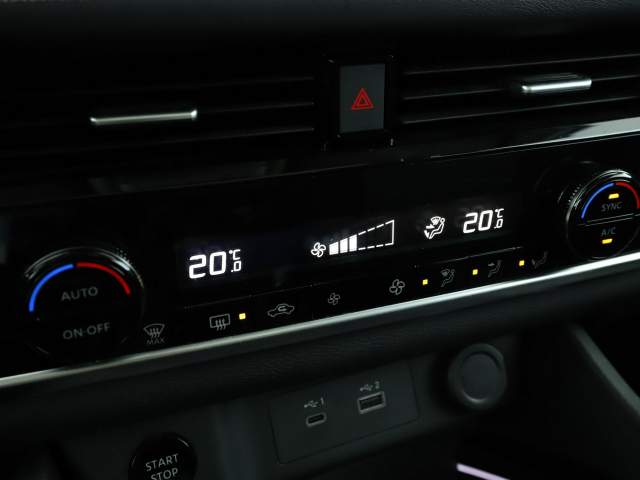 Nissan X-Trail IV 2023 — zdjęcie 26