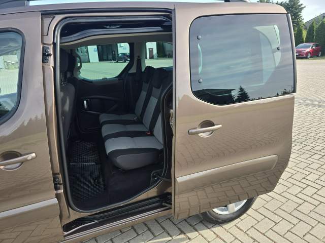 Peugeot Partner II facelifting 2012 — zdjęcie 17
