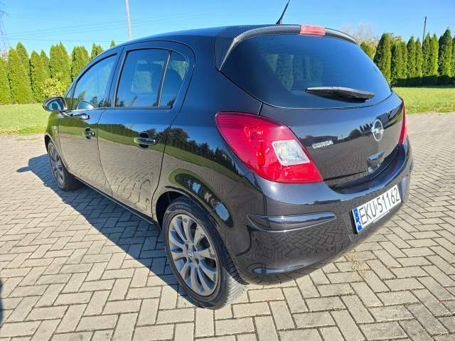 Opel Corsa D facelifting I 2010 — zdjęcie 10