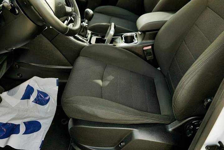 Ford S-MAX I facelifting 2012 — zdjęcie 12