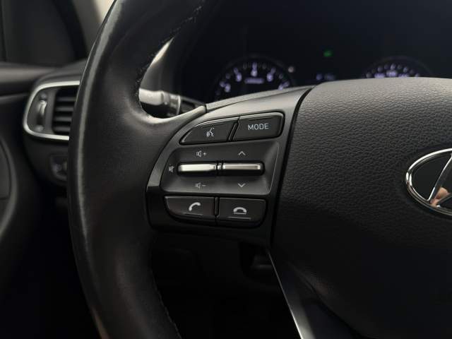 Hyundai i30 III facelifting 2 2022 — zdjęcie 18