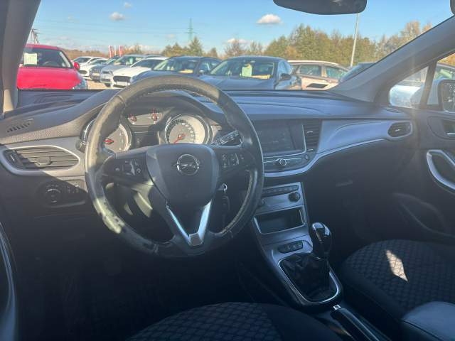 Opel Astra K 2019 — zdjęcie 19